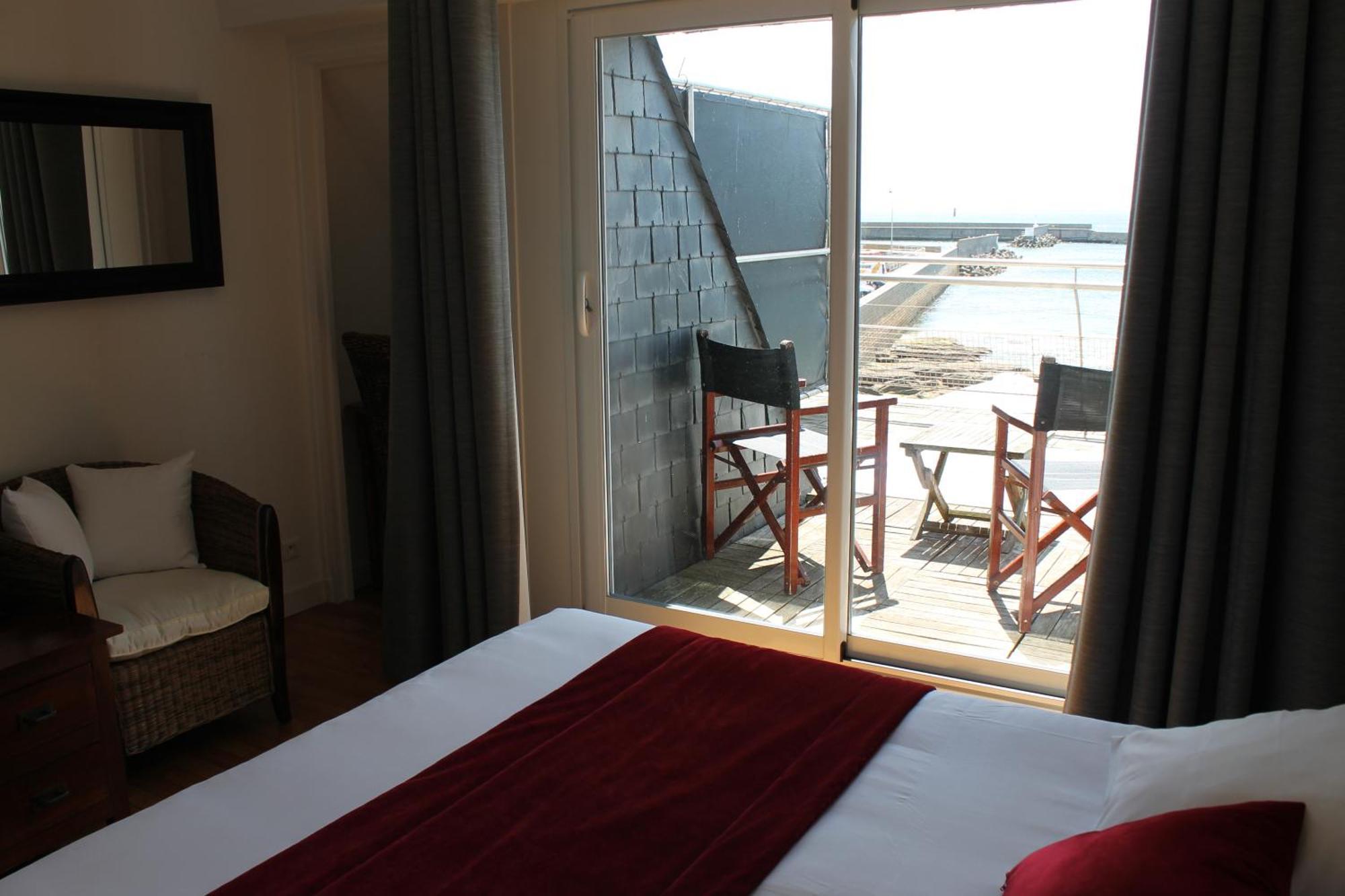 Hotel Le Poisson D'Avril Guilvinec Habitación foto